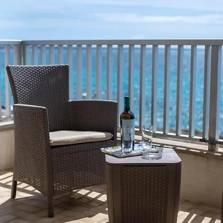 Casa Vacanze Alisea شقة